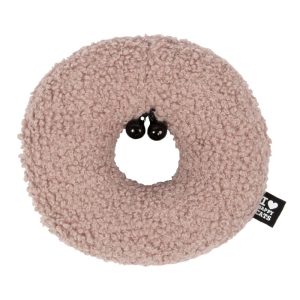 Kattenspeeltje Maple L roze 13,5x13,5x3cm – donutvormig trappelkussen van teddystof/polyester met belletjes en vakje voor geur.